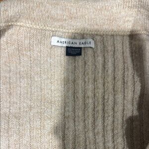 American Eagle Beige Sweater